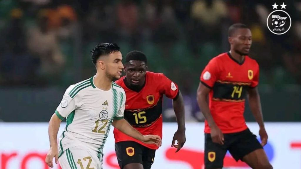 Pasukan Ke-117 Dunia Ikat Algeria