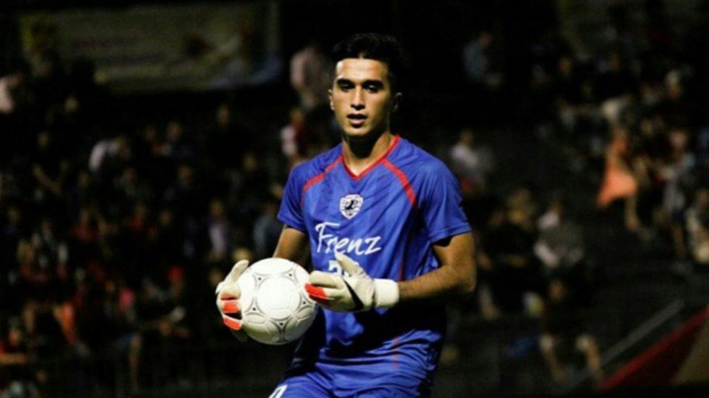 Bekas Penjaga Gol Kebangsaan Iran Sertai Kelab Pantai Timur