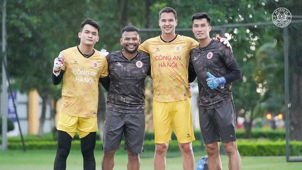 Jurulatih Malaysia Berpeluang Julang Gelaran V. League