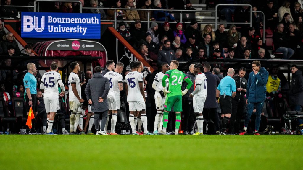 Insiden Pemain Luton Town Rebah Cetuskan Kerisauan
