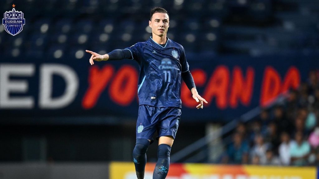 Dion Cools Bantu Buriram United Sekat BG Pathum