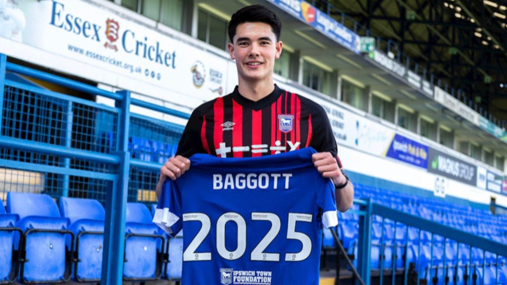 Khidmat Bintang Sensasi Indonesia, Elkan Baggott Terus Ditagih Ipswich Town