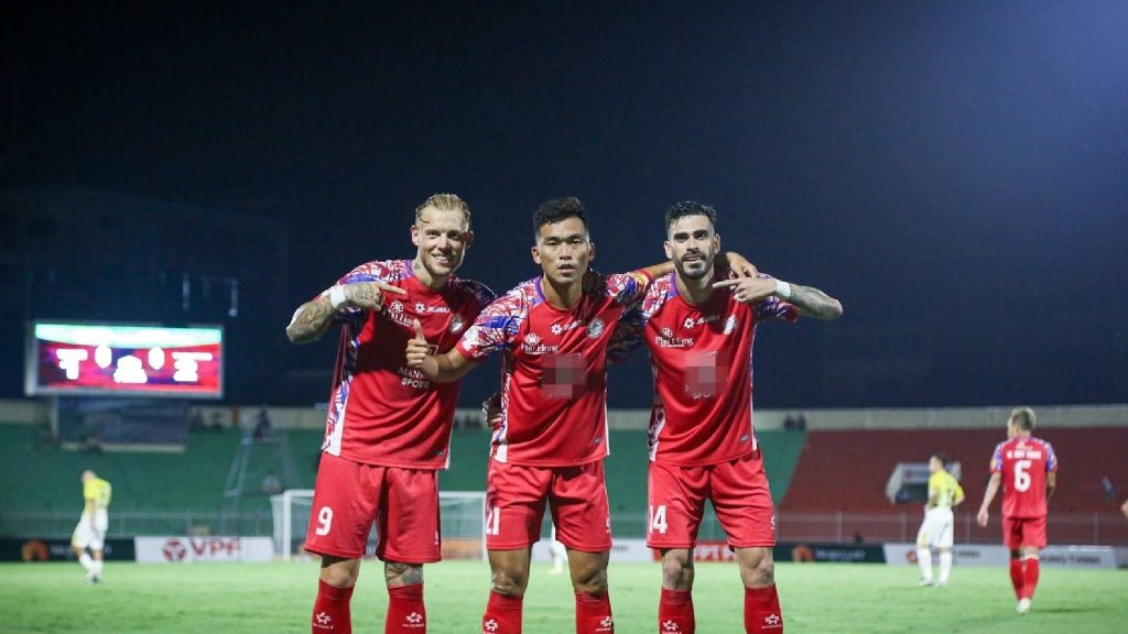 Endrick Pacu Kemenangan Pertama Ho Chi Minh City