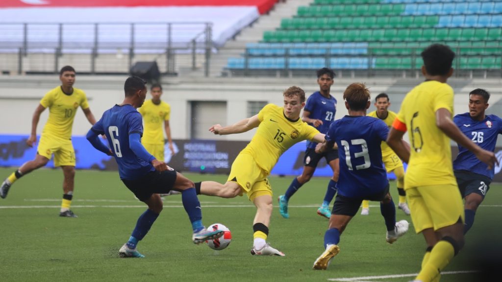 Kemboja Bawa 3 Pemain Darah Jepun, Sedia Kejutkan Malaysia