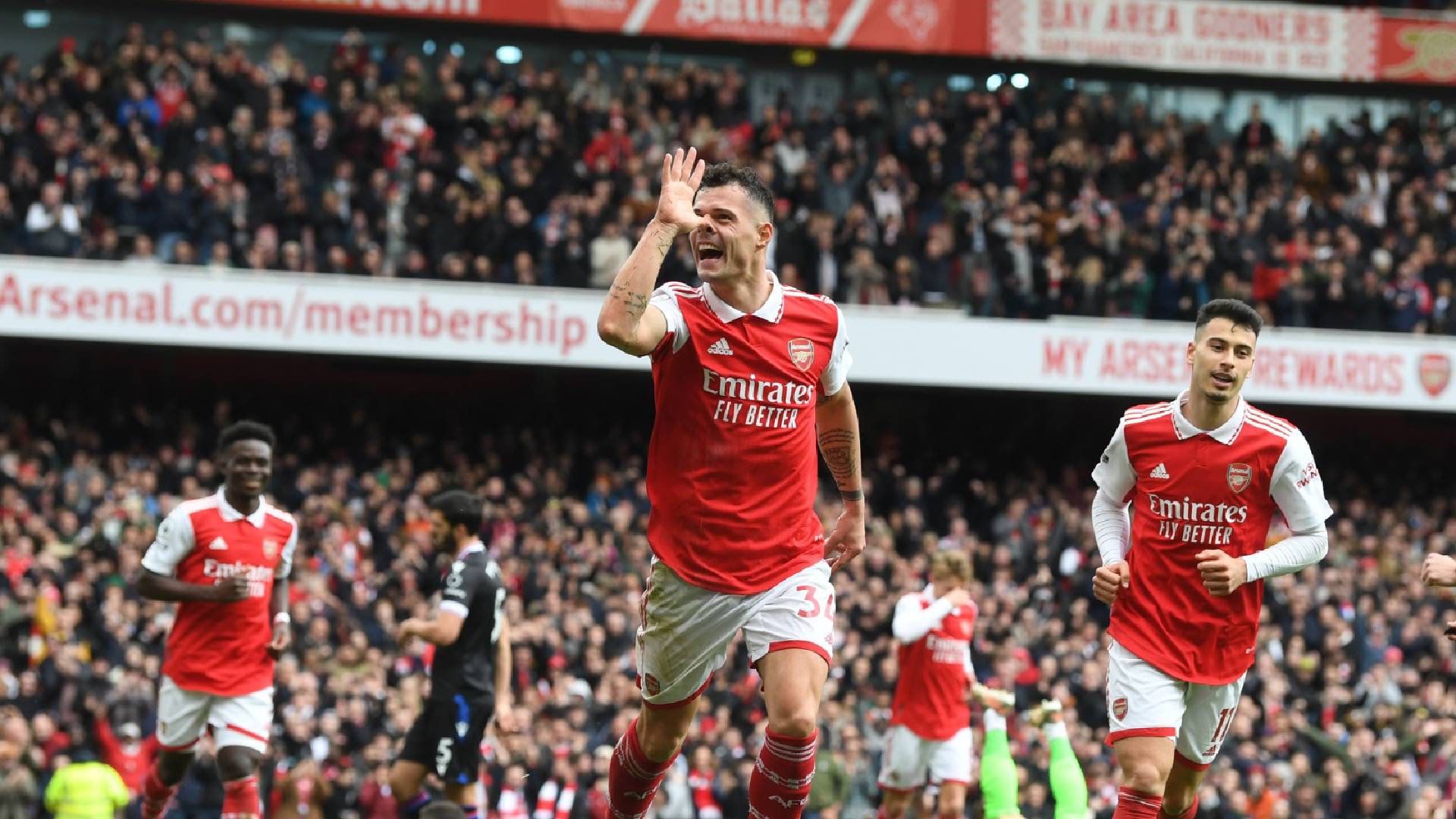 Granit Xhaka Arsenal EPL: Arsenal Berpesta Gol Tewaskan Crystal Palace