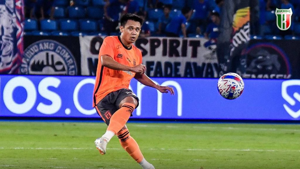 Hazwan Bakri Cetak Gol Sulung Untuk Kuching City