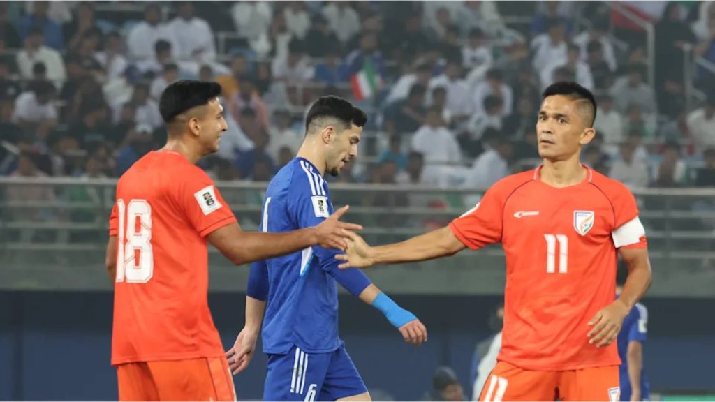 Penyokong India Buatkan Kuwait Seperti Rumah Sendiri