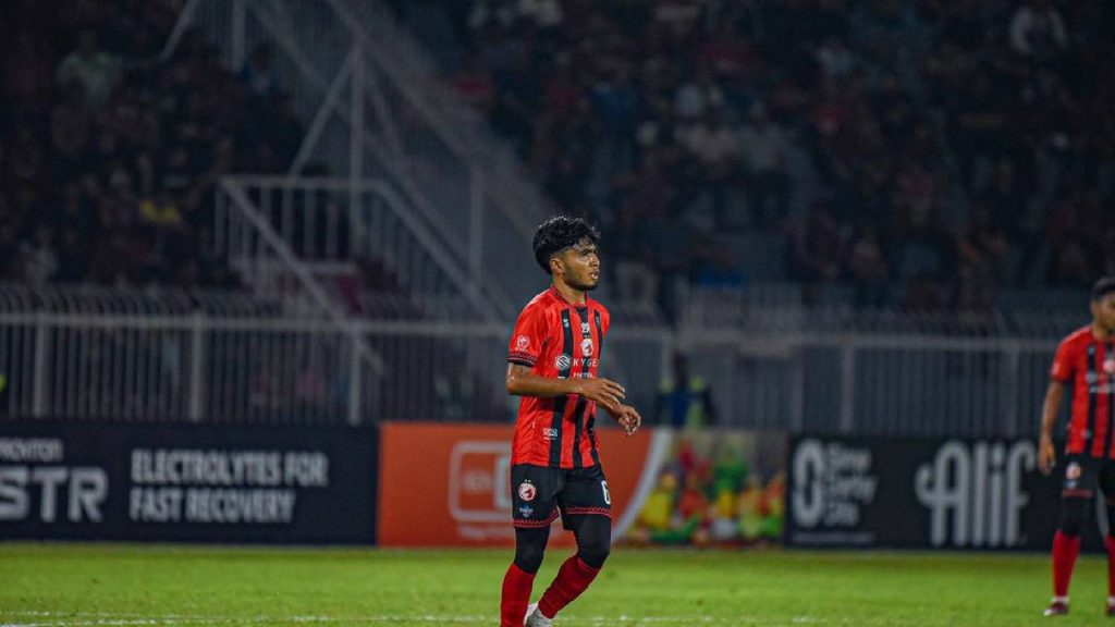 Ikhwan Yazek Tinggalkan Kelantan