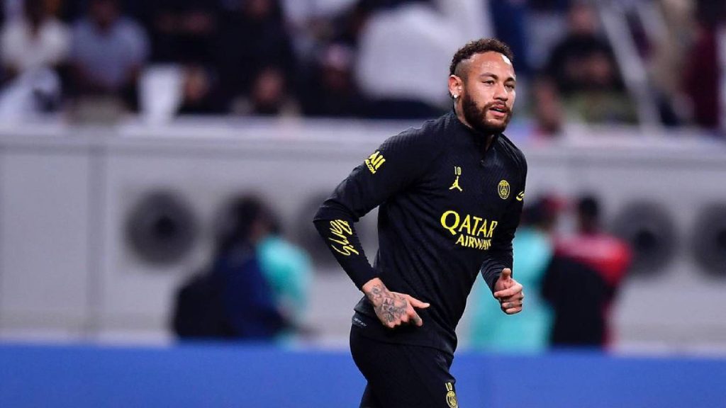 Neymar Mohon Maaf Kerana Menipu Kekasih