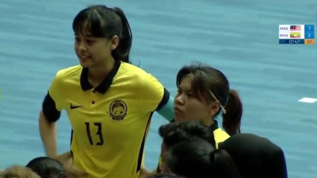 Penyokong Vietnam Berminat Nak Kenal Intan Serah