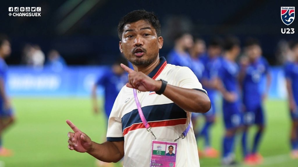 Dibelasah Korea Selatan, Jurulatih Thailand Musykil