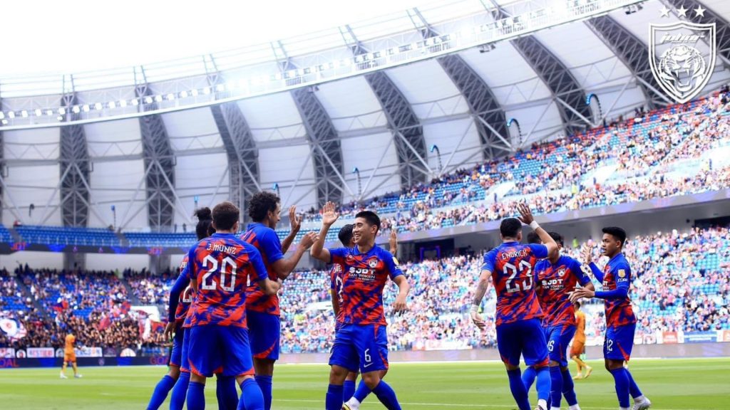Suasana Ala EPL JDT Terima Pujian Penyokong Serantau