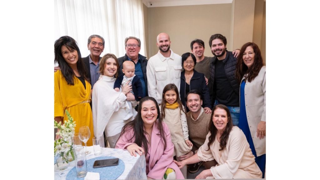 Joao Figueiredo Keluarga Joao Figueiredo Kongsi Foto Bersama Keluarga?