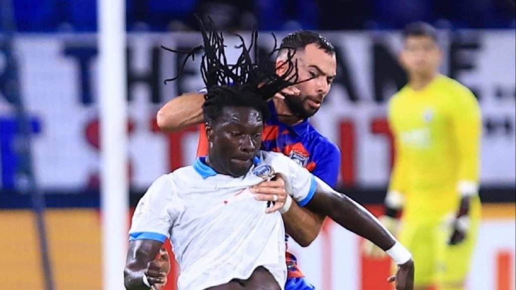 Bafétimbi Gomis Setuju Tinggalkan Kawasaki Frontale Untuk Ke Thailand