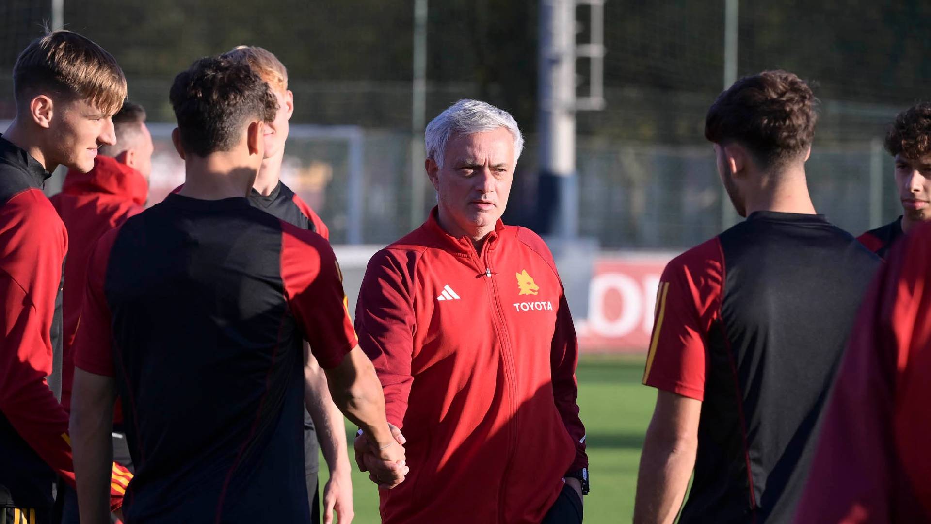 Terkini: Jose Mourinho Tinggalkan AS Roma