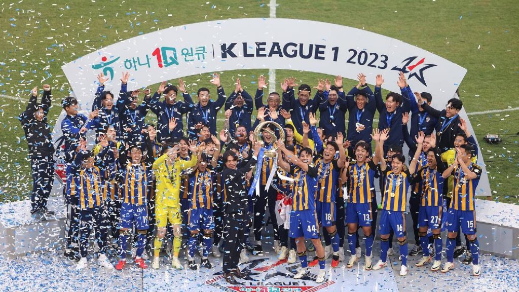 5 Pemain Ulsan Hyundai Dalam Kesebelasan Terbaik Liga Korea
