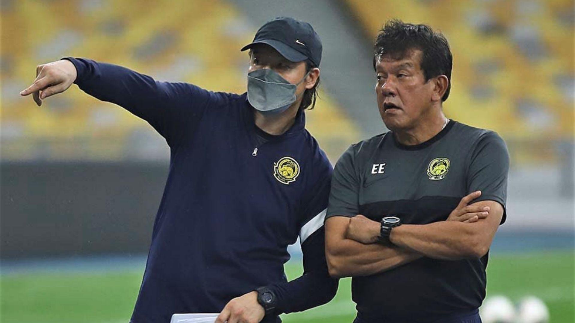 KIM PAN GON ELAVARASAN Kim Pan-gon Akan Laksanakan Larangan Pemain Malaysia Main Telefon