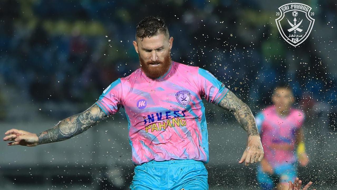 Lee Tuck Sri Pahang Lee Tuck Umum Tinggalkan Sri Pahang