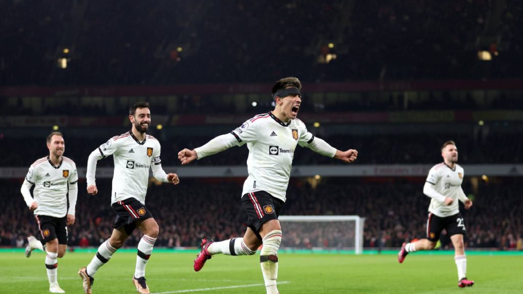 Lisandro Martinez Manchester United EPL: Gol Dramatik Nketiah Bantu Arsenal Tewaskan Man Utd