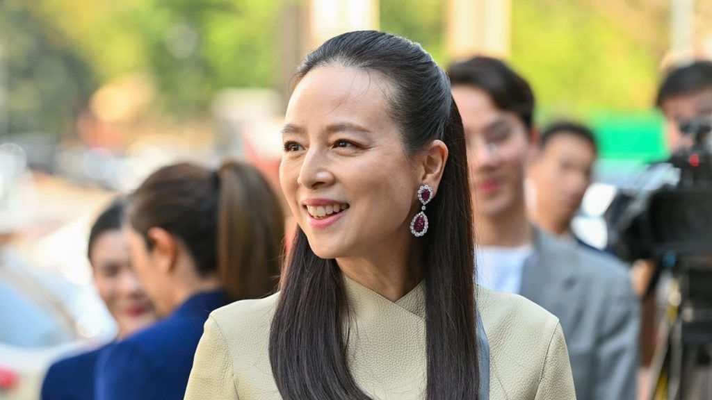 Madame Pang Muncul Presiden Wanita Pertama Bola Sepak Thailand