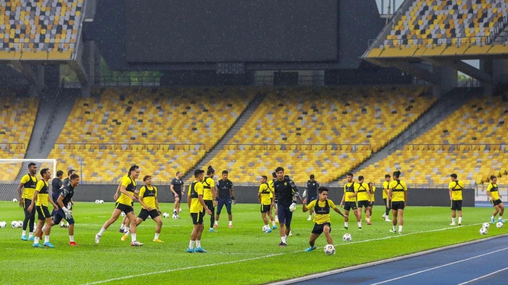 Mutu Bola Sepak Kita Meningkat Tetapi Negara Jiran Lebih Pantas Bertindak