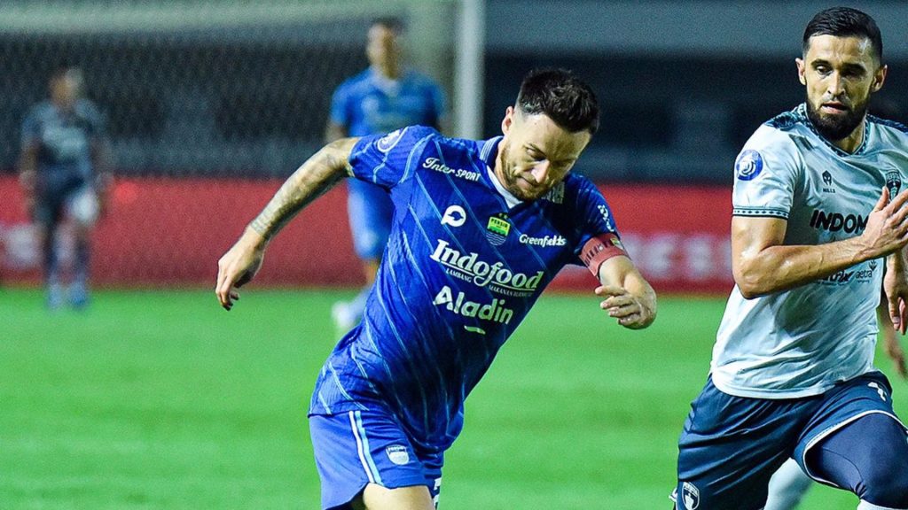 Liga 1: Bojan Hodak Bawa Persib Tewaskan Persita 5-0