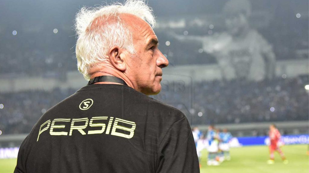 Mario Gomez Kirim Kode Untuk Persib Bandung