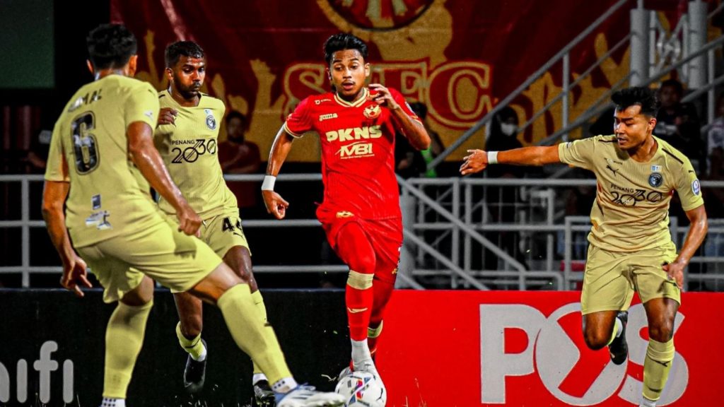 Sentuhan Magis Mukhairi Ajmal Pacu Gergasi Merah Kuning