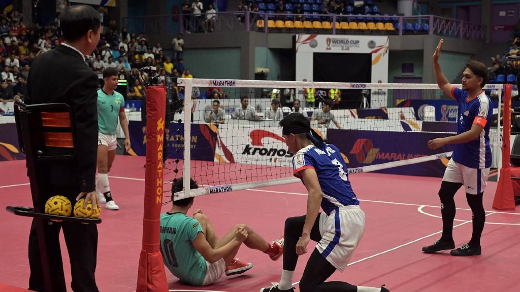Keraian Awal Regu Myanmar Makan Diri