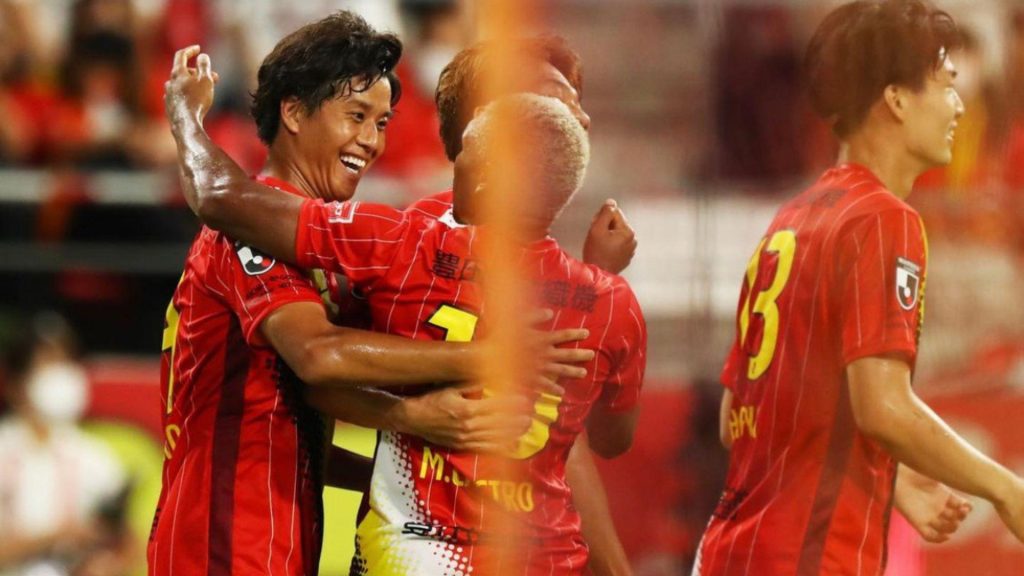 J1 League: Urawa Reds Lunyai Dikerjakan Nagoya