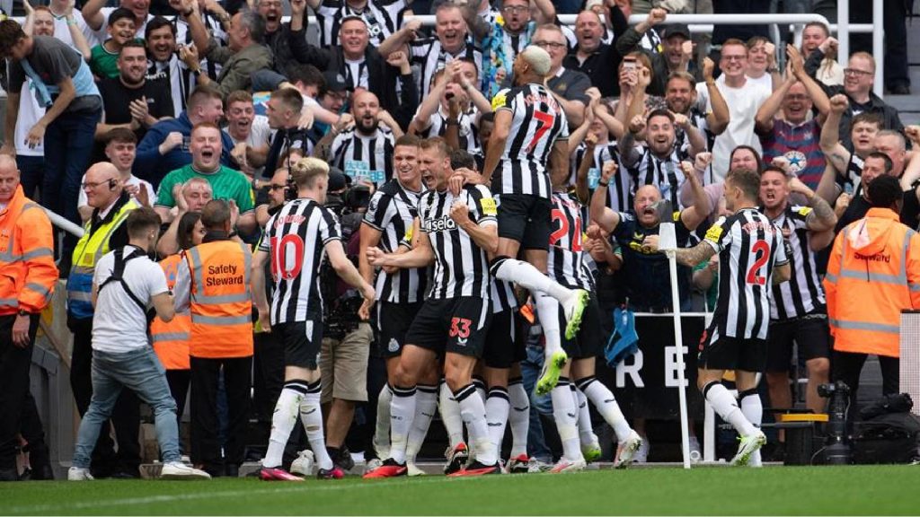 Sanusi Berhijrah Ke Newcastle