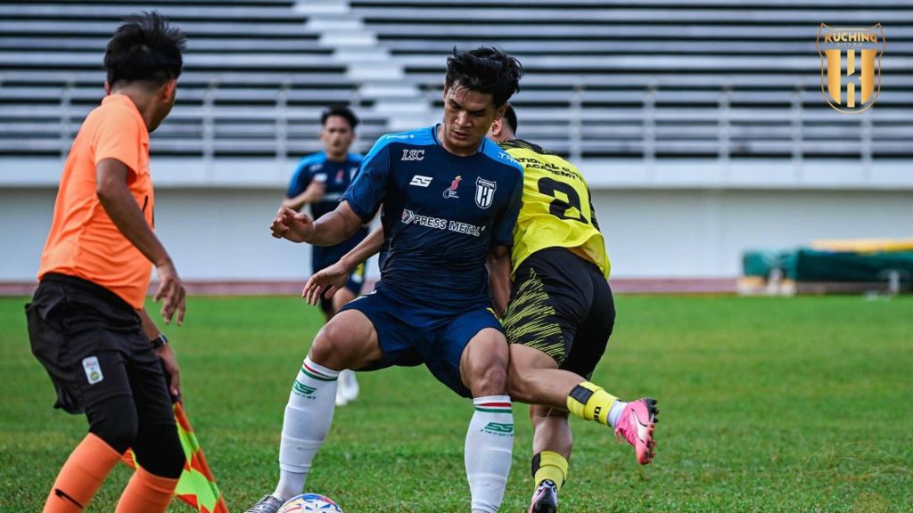 Gabriel Nistelrooy Pamer Taring Awal Bersama Kuching City