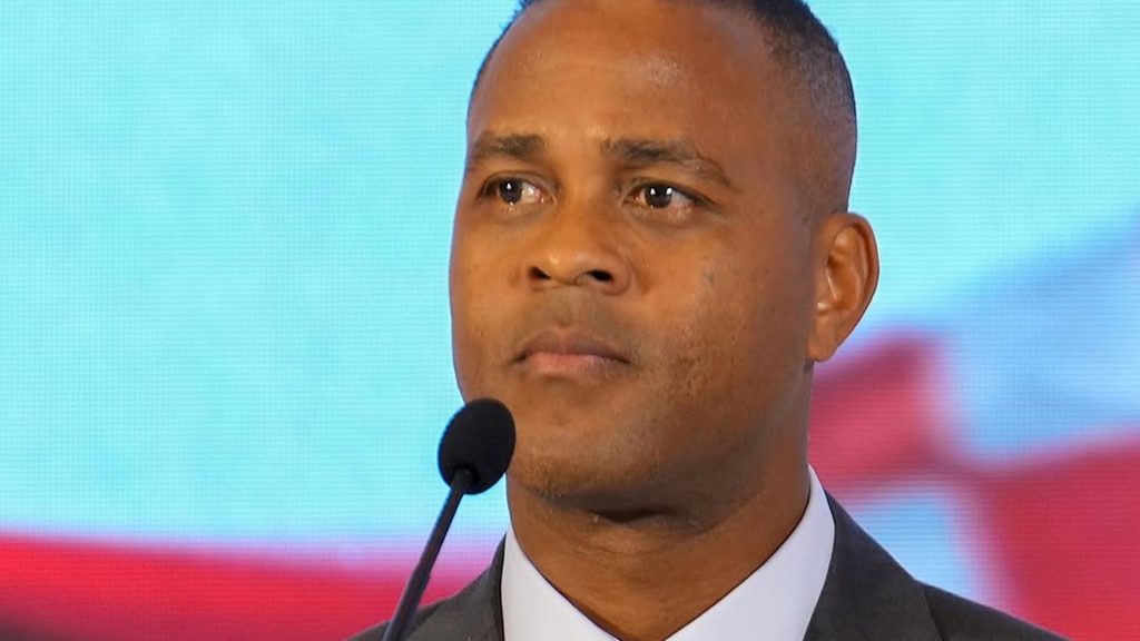 Patrick Kluivert Isyaratkan Tak Panggil Pemain Cadangan Di Klub