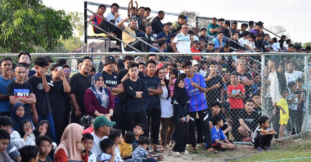 Latihan Hari Pertama Terengganu Dibanjiri Penyokong