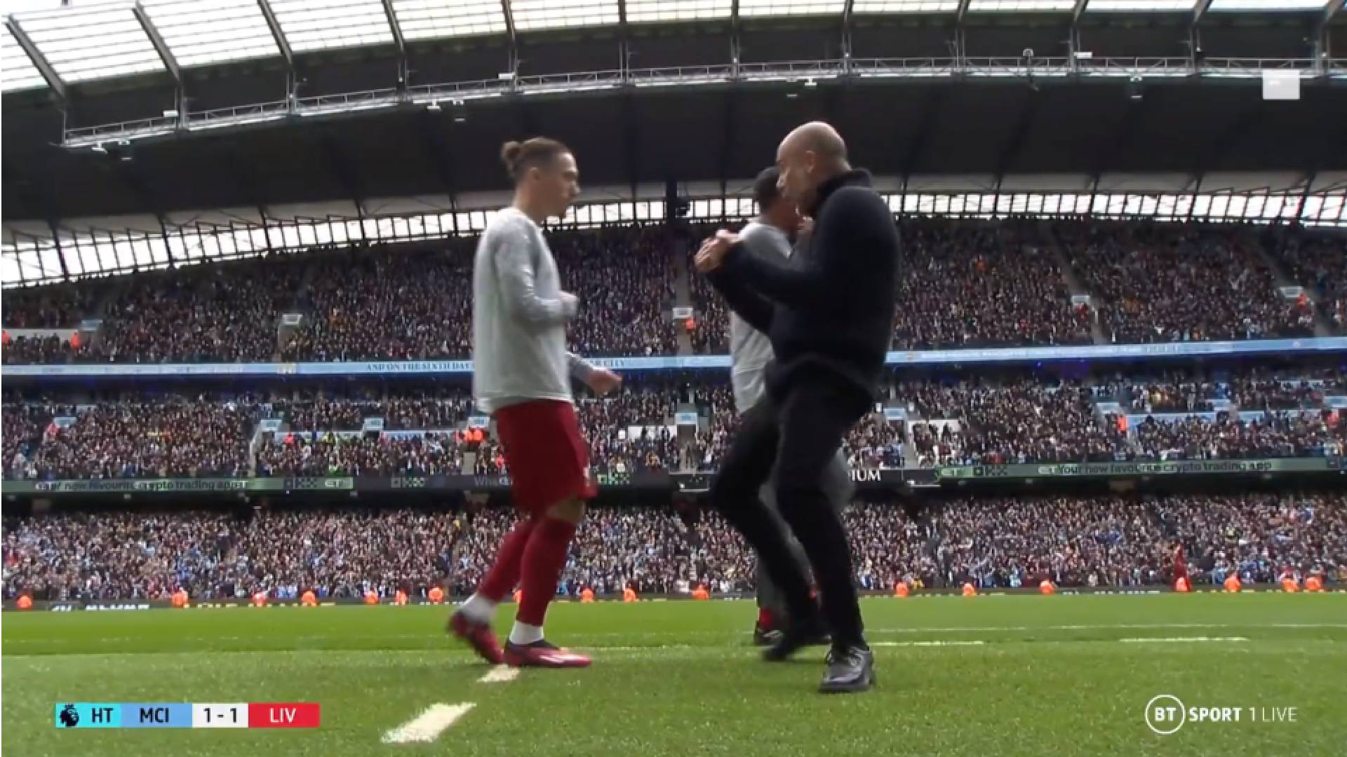 Pep Guardiola Kostas Tsimikas Liverpool Manchester City EPL Twitter @btsportfootball Keraian Gol Guardiola Rimaskan Pemain Liverpool