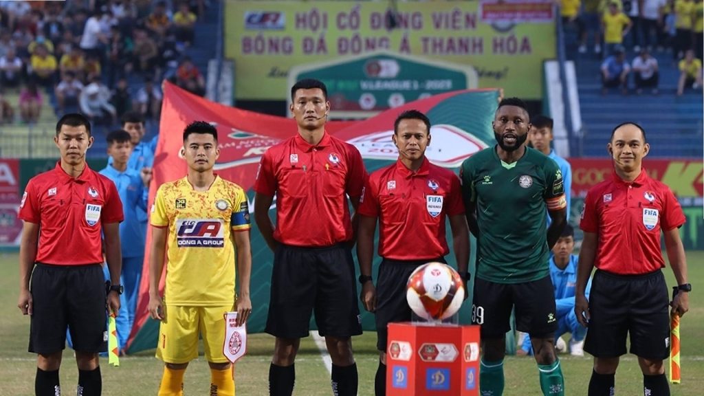 Dua Pengadil Malaysia Kemudi Aksi Final Vietnamese Cup