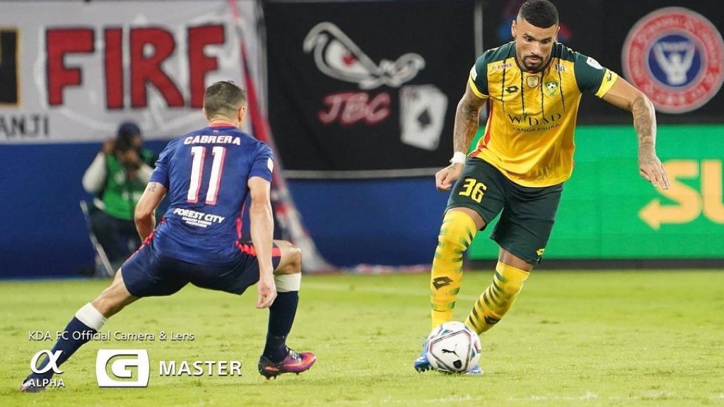 Renan Alves ‘Laku Keras’ Di Indonesia, Menjadi Rebutan Banyak Kelab Besar