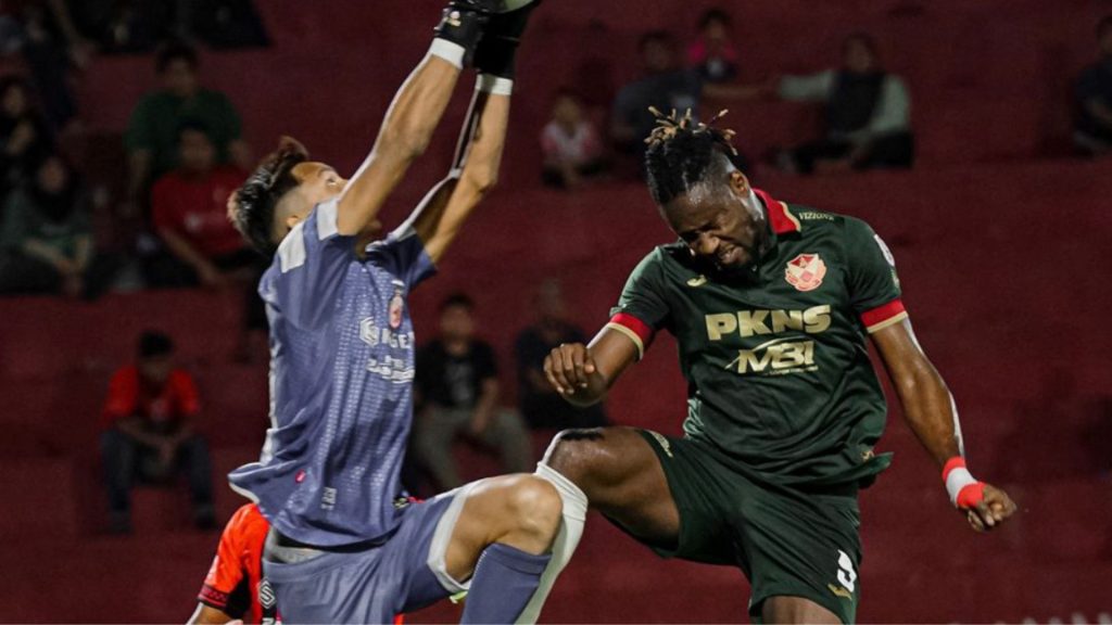 Bekas Penyerang Juventus Ledak Hatrik, Selangor Selangkah Ke Asia