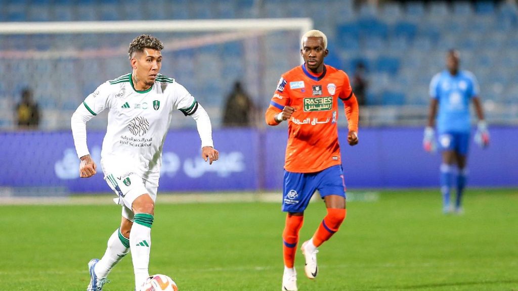 Roberto Firmino Bakal Tinggalkan Arab Saudi?