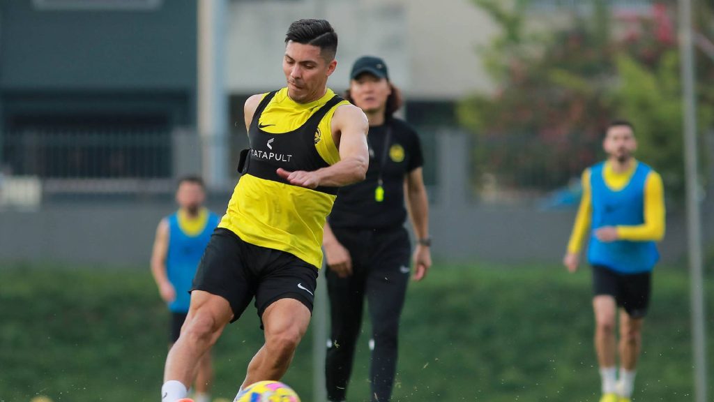 Sergio Aguero Mahu Pastikan Kim Pan-gon Bawanya Ke Piala Asia