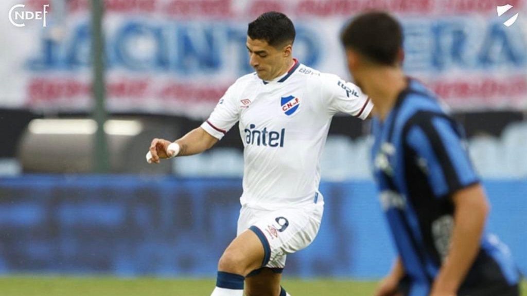 Kelab Arab Saudi Cuba Sambar Luis Suarez