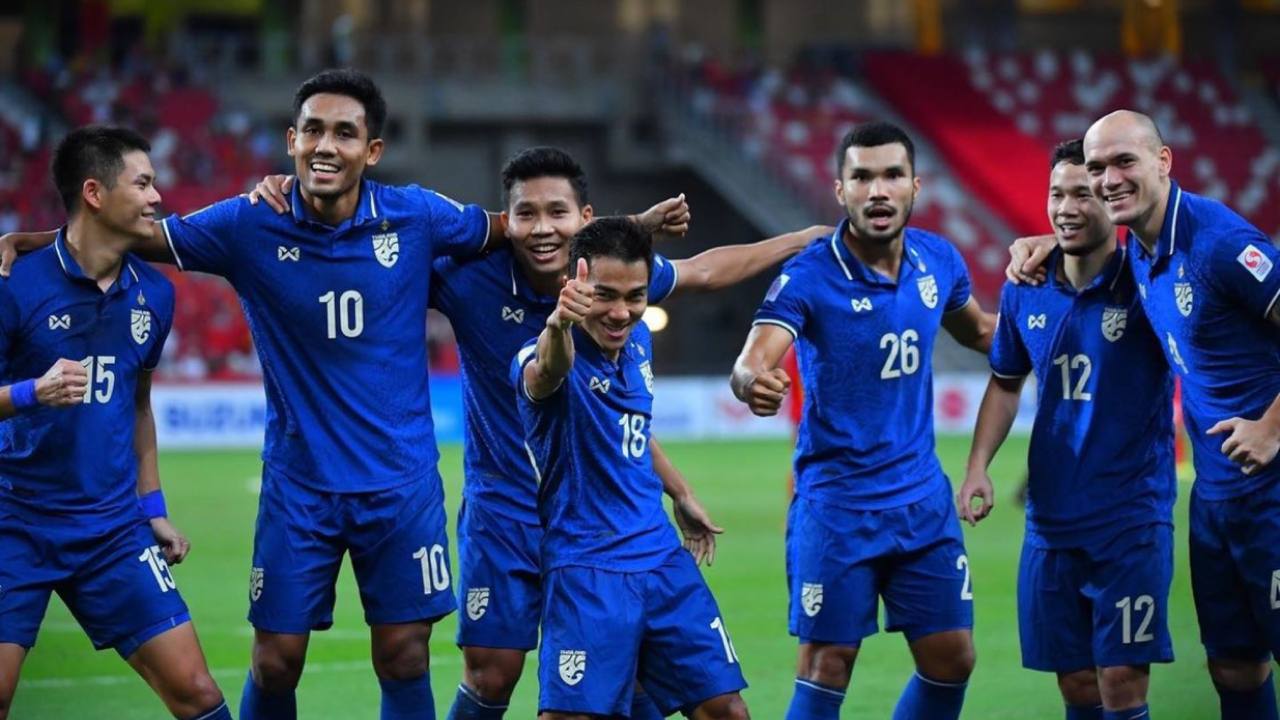 Thailand Piala AFF: Thailand 'Kitai' Vietnam