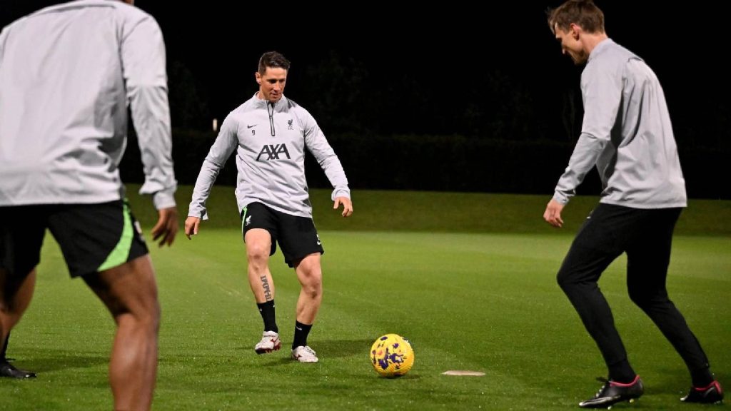 Kaki Fernando Torres Masih Lincah Di Liverpool Pada Usia 40 Tahun