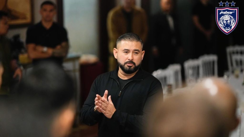 Tunku Ismail Tegur Mentaliti Mundur Bola Sepak Malaysia