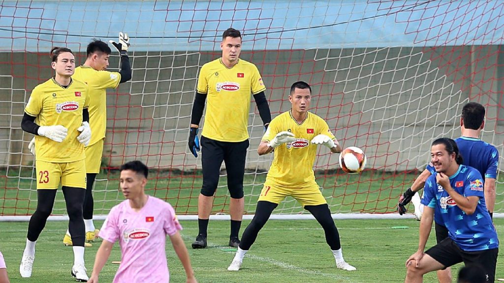 Vietnam Bawa Dua Penjaga Gol Warisan Eropah Lawan Filipina