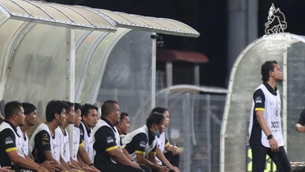 ‘YCL Ball’ Buat Pemain Lawan Koyak