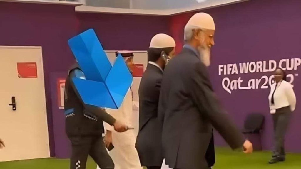 Zakir Naik Islamkan 4 Pemuda Di Piala Dunia Qatar