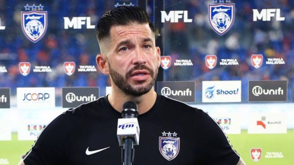 Benjamin Mora: Pertembungan Dengan Bojan Hodak Pastinya Menarik
