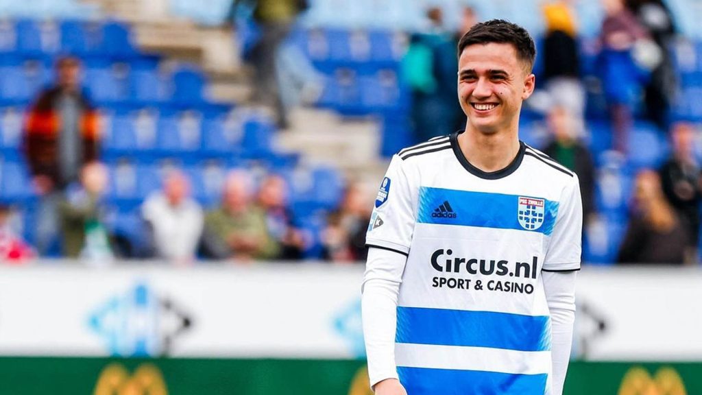 Eliano Reijnders Perpanjang Kontrak Di PEC Zwolle