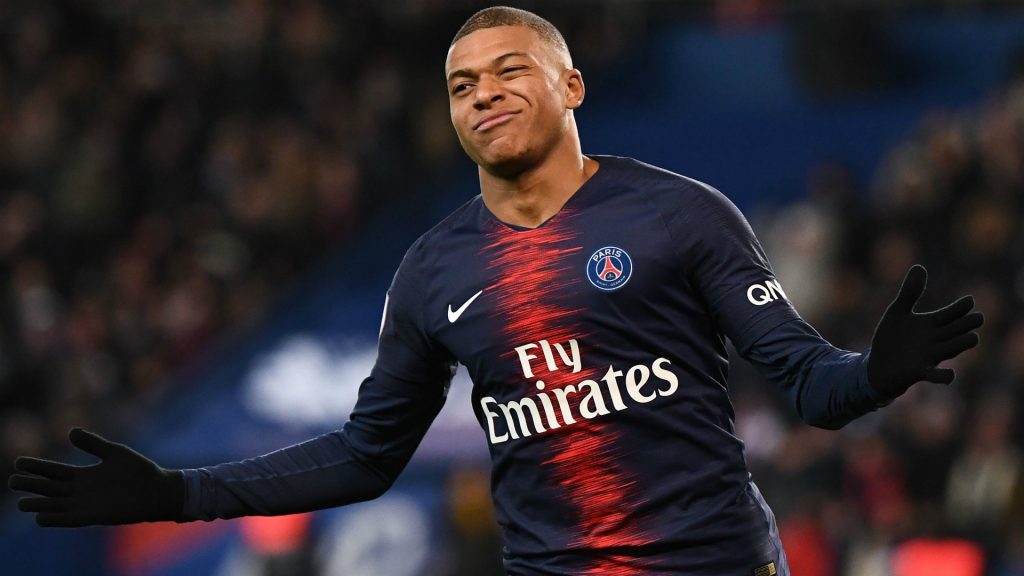 Liverpool Berminat Pinjam Kylian Mbappe